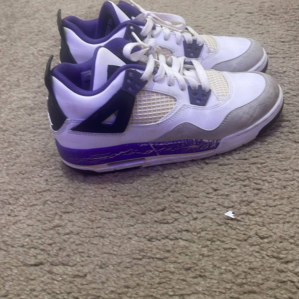 Jordan 4